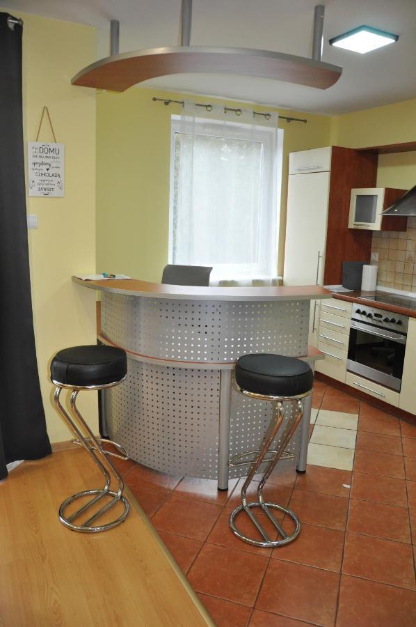 Wroclove_net Muchobor Apartament *